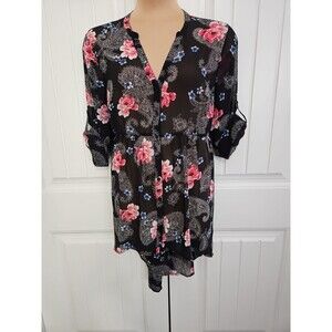 Torrid Top Hi Lo Button Front Roll Tab Sleeve Paisley And Floral Size 2 us 18-20